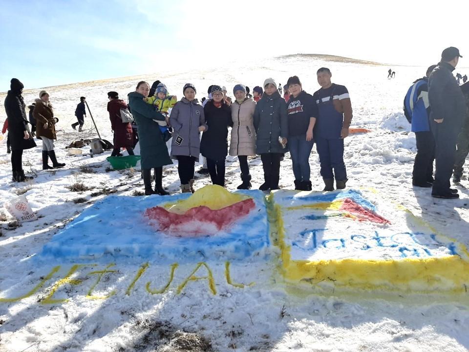 Jetіjal orta mektebі ujymy qysqy oıyndarda.Densaýlyq festıvalі