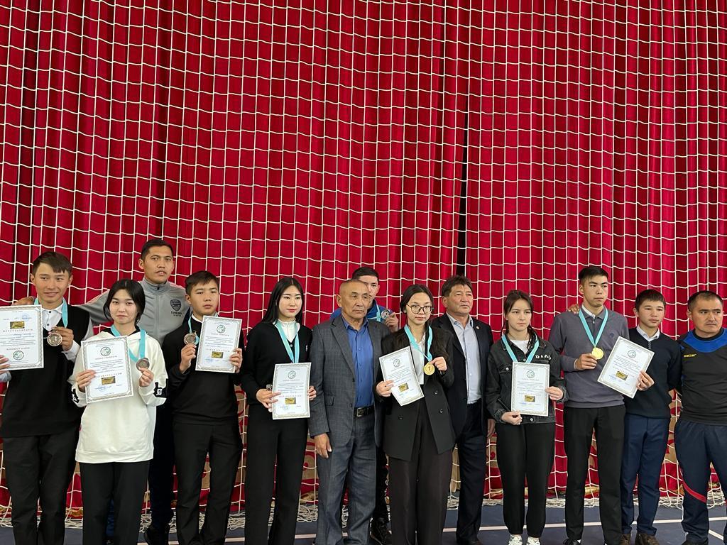 Аудан оқушыларының "Ұлттық мектеп лигасы" бойынша 9-11 сыныптар (қыздар) және ұлдар арасында тоғызқұмалақтан өткен жарыста 9-сынып оқушысы Сатымбай Малика ІІІ орын, Дүйсен Бекнұр ІІІ орын иегерлері атанды.